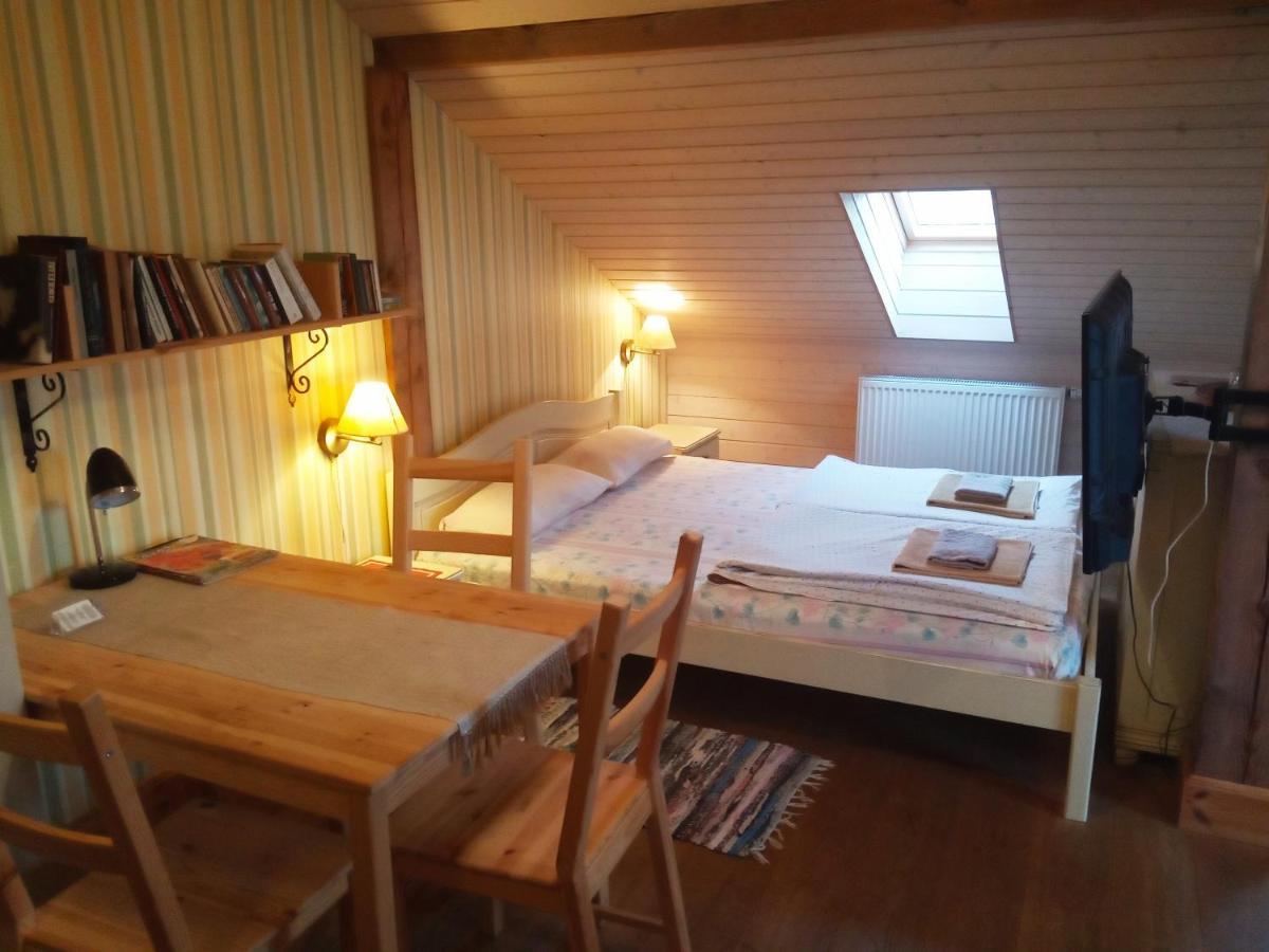 Senosios Geguzines Ukis Guest House Exterior photo